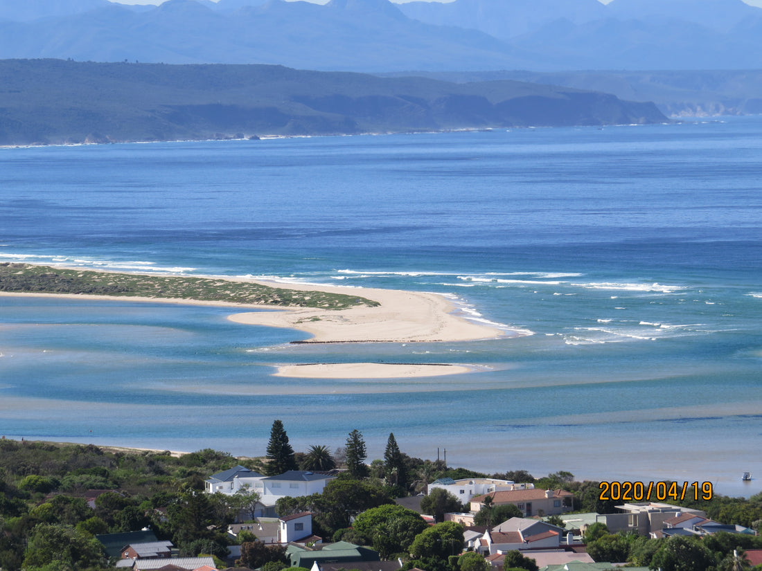 Is it Better to Stay in Knysna or Plettenberg Bay?